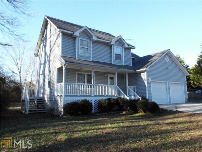 Building Photo - 1770 Lumpkin Campground Rd N
