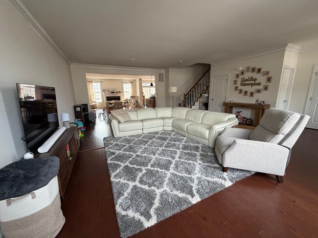 Building Photo - 18 Peacock Wy