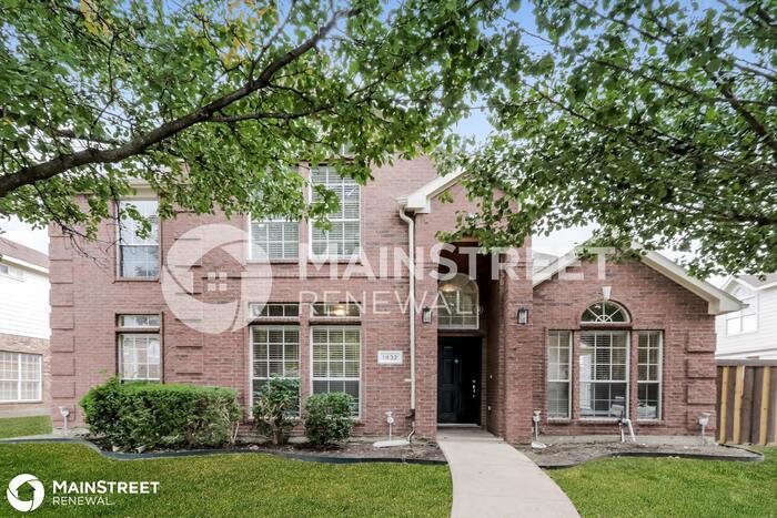 Foto principal - 1432 Knob Hill Drive, DESOTO, TX 75115