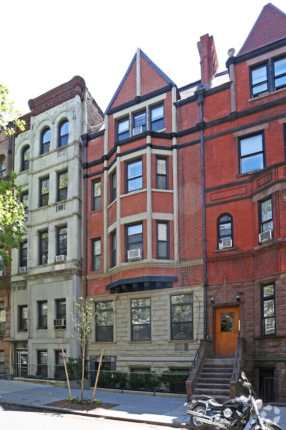 Primary Photo - 156 W 75th St