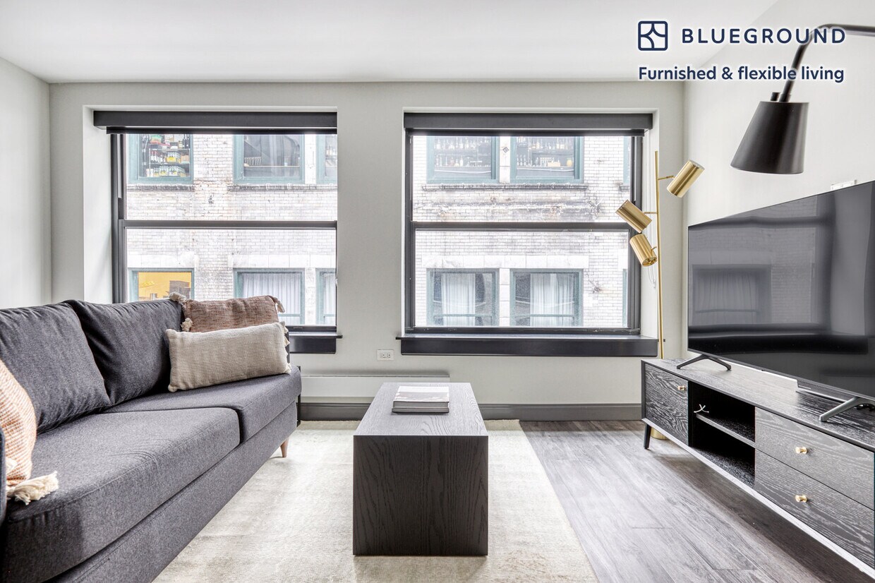 29 S LaSalle St Unit FL13ID469, Chicago, IL 60603 Room for Rent in