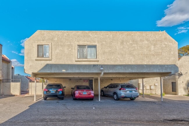 Foto del edificio - 2117 Sun Ave