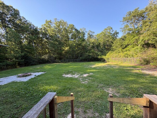 Building Photo - Huge 4 bedroom/2 bathroom double-wide in Peaceful Area of Keithville!