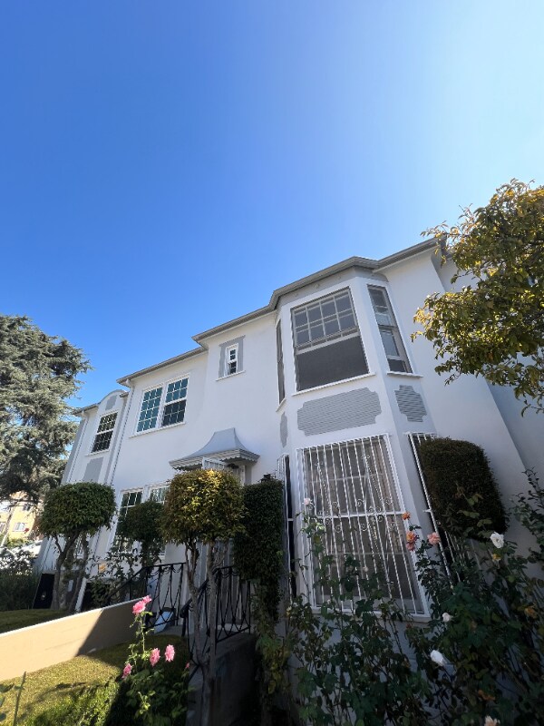 Foto del edificio - 4116-4120 Los Feliz Blvd
