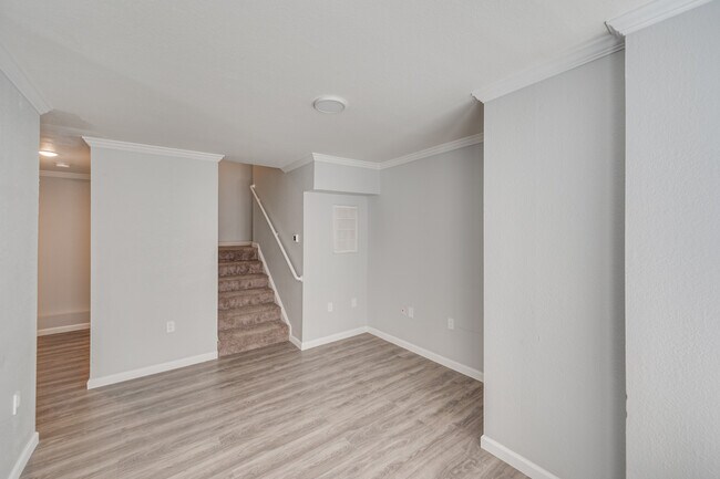 Building Photo - 7866 Bancroft Ave