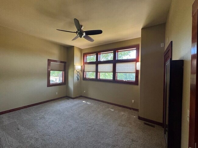 Foto del edificio - 4045 Audubon Way