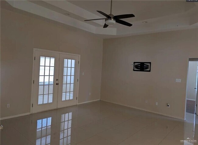 Foto del edificio - 2401 E 27th St