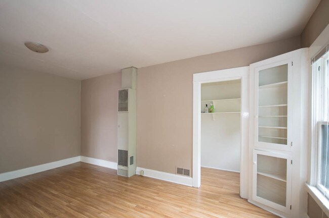 Foto del edificio - 427 SW 5th St