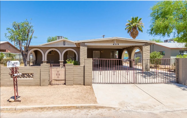 Photo - 4319 S 15th Ave House