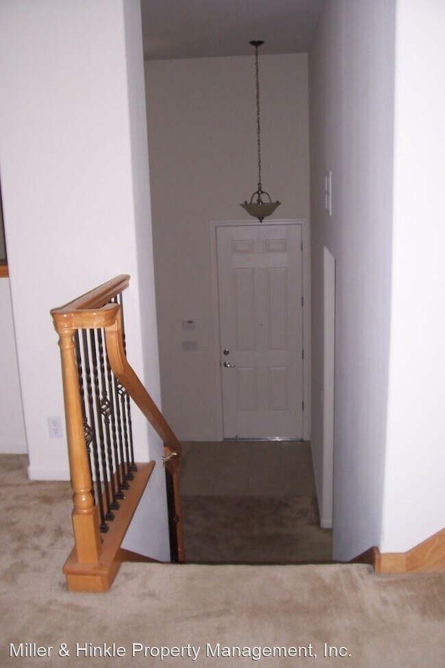 Building Photo - 4 br, 3 bath House - 4475 Moulin Pl