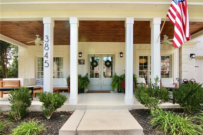 Foto del edificio - 3845 Ridge Point Dr