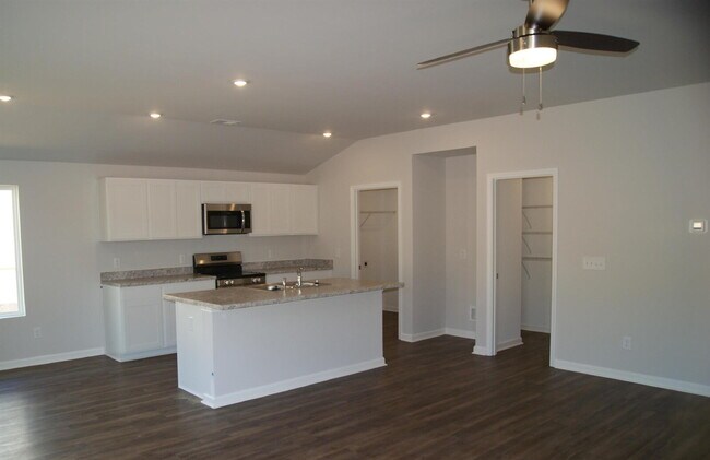 Foto del edificio - 514 Antler Wy