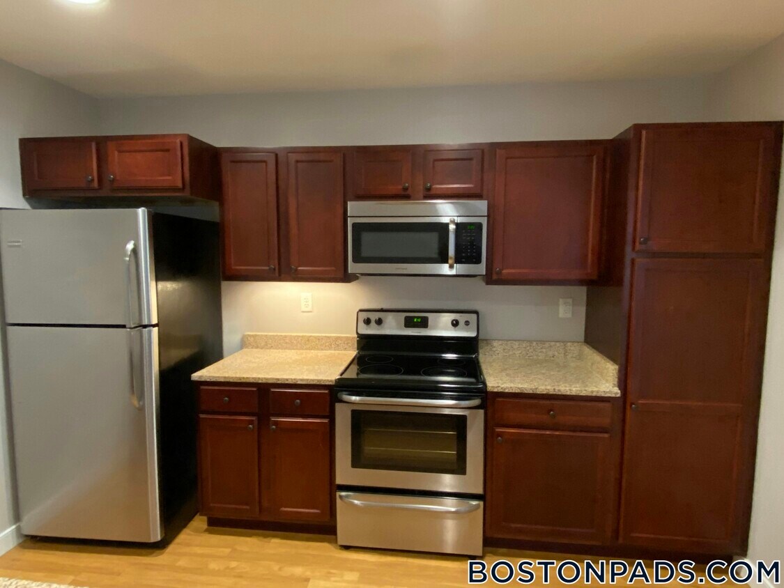 Foto principal - 20 Pond St