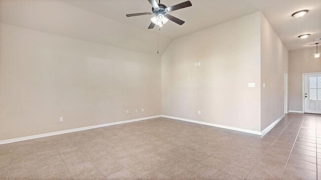 Building Photo - 42189 Broad Walk Ave