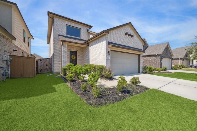 Building Photo - 12822 Invery Dr