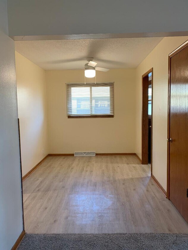 Foto principal - 2320 California St NE