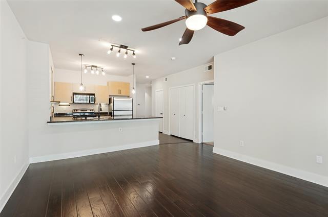 Foto del edificio - 4605 Cedar Springs Rd