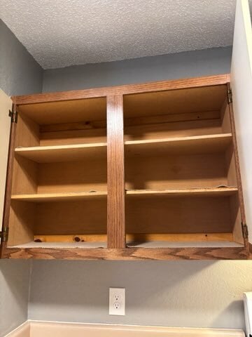 Building Photo - 307 Cedarview Ct