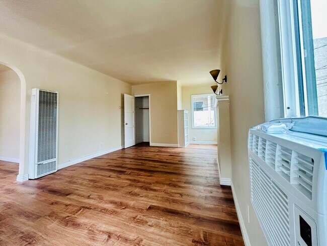 Living Room - 1327 E Harvard St