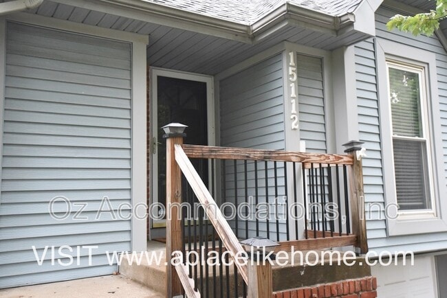 Building Photo - 15112 W 122nd Terrace