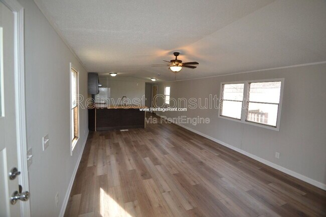 Foto del edificio - 11049 Stephens Rd