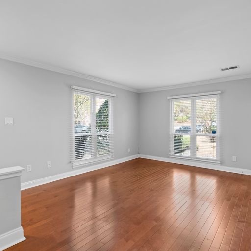 Building Photo - 2516 Cranbrook Ln