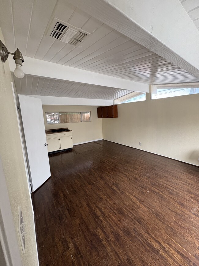 Main Living Area! - 10014 Lemona Ave