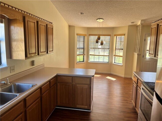 Building Photo - 207 Pleasant View Ln