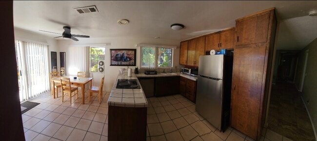 Building Photo - 15202 La Manda Dr