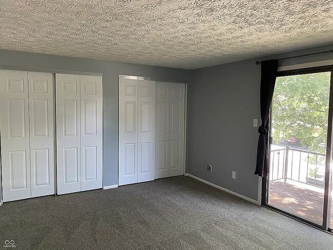 Building Photo - 971 Greenwood Trl W