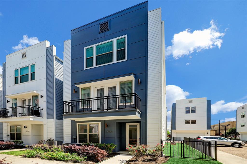 Foto principal - 2222 McGowen St