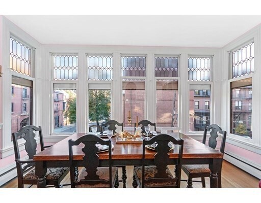 Foto principal - 351 Beacon St