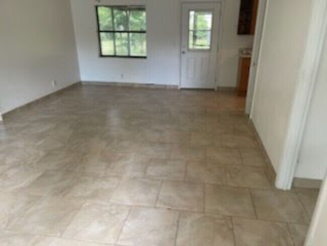 Foto del edificio - Beautiful fully remodeled home!