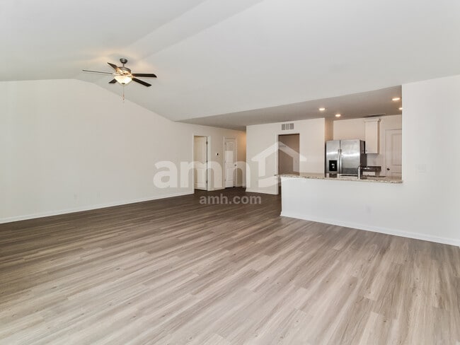 Building Photo - 1341 John Swann St