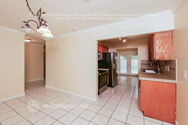 Foto del edificio - 7602 NW 40th St