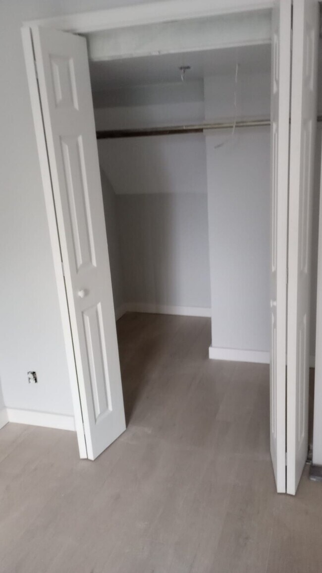 Foto del edificio - 8340 Alma St