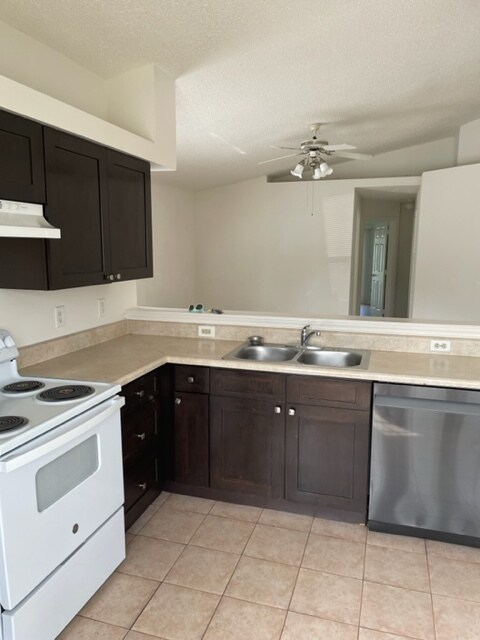 Photo - 818 Vista Palma Way House