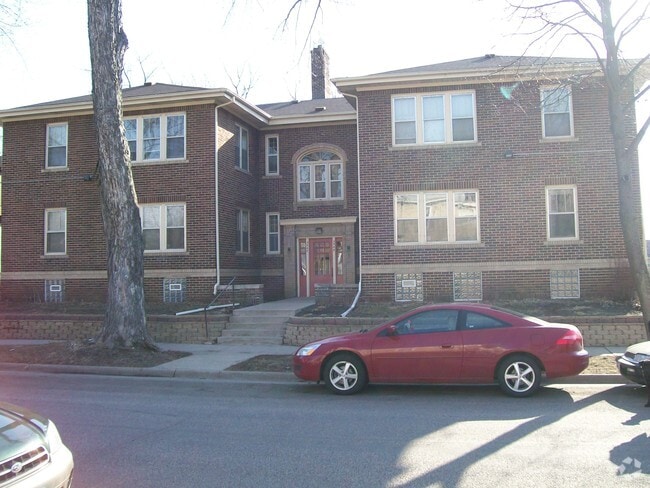 Building Photo - 3547-3549 10th Ave S