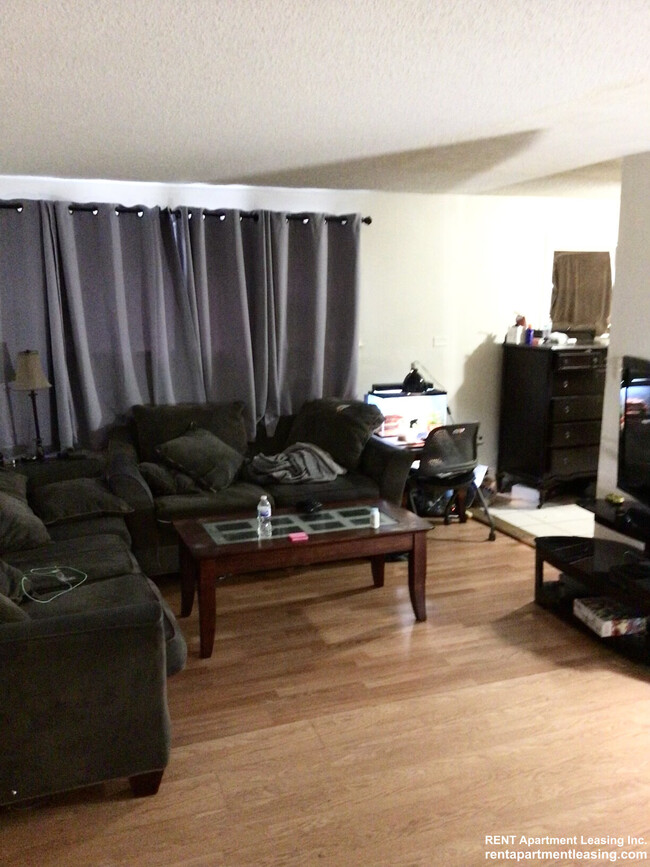 Foto del edificio - 9437 Kelvin Ln