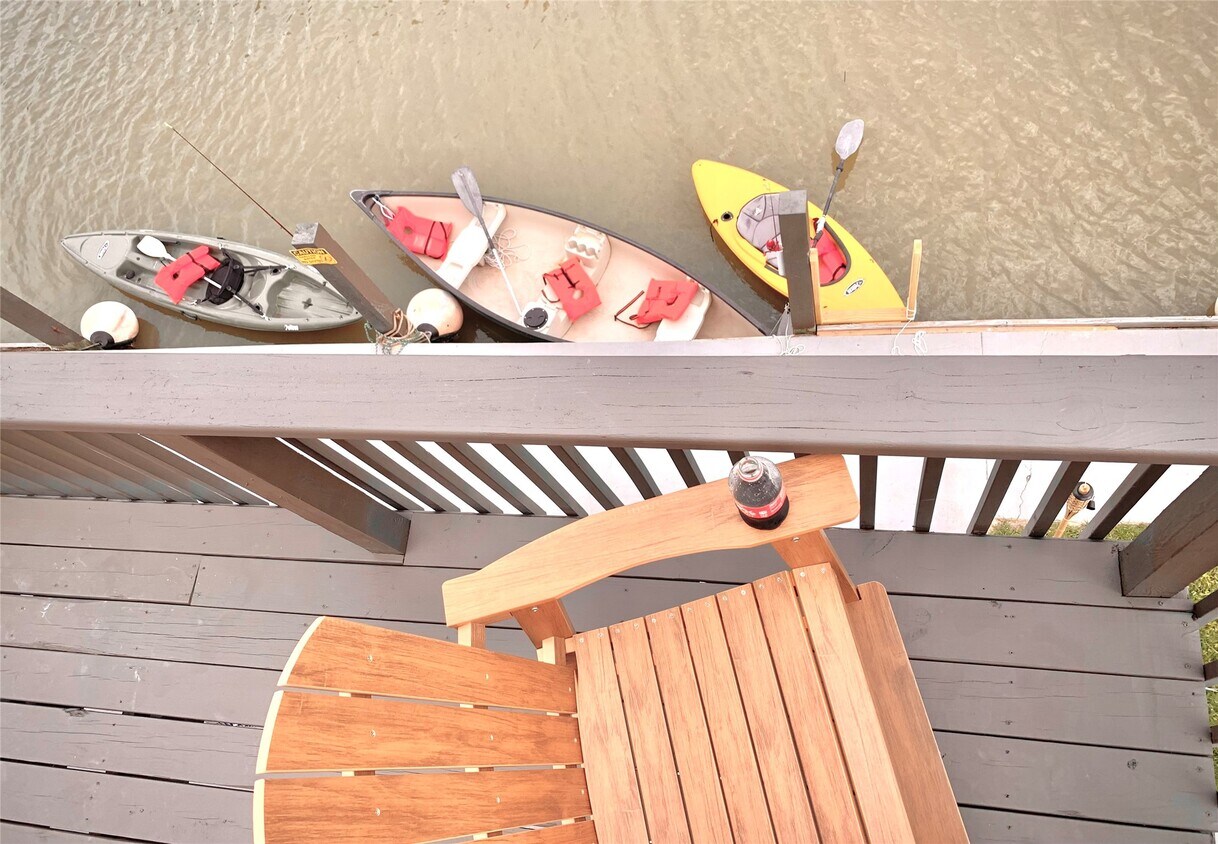 Foto del edificio - 215 Pompano Ln