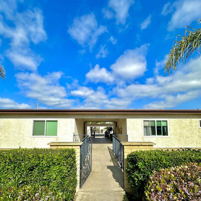 Foto principal - 1025 Street