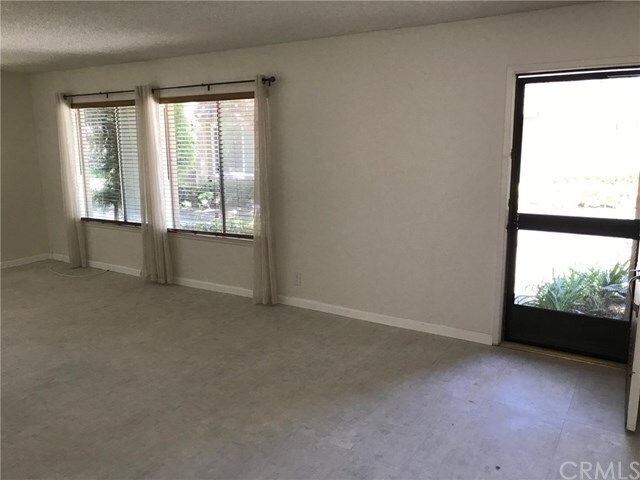 Foto del edificio - 10325 Elk River Ct