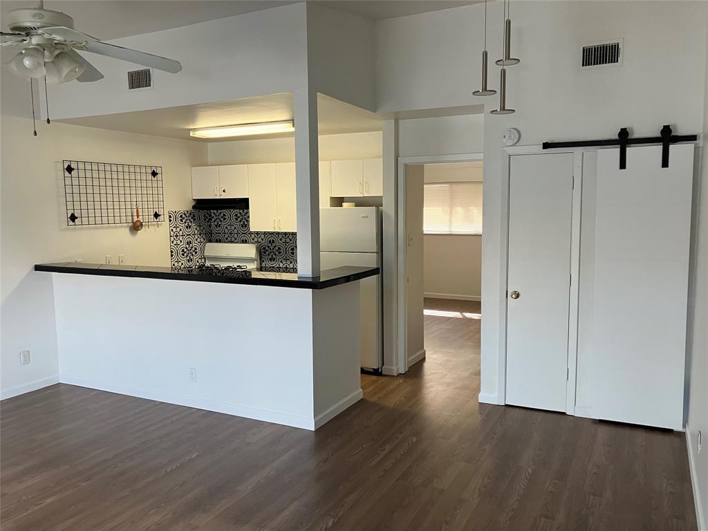 Foto principal - 600 W 51st St