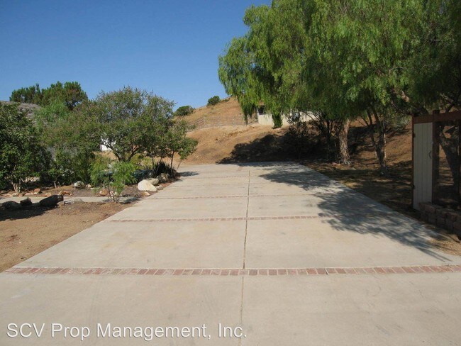 Building Photo - 33805 Hanawalt Rd