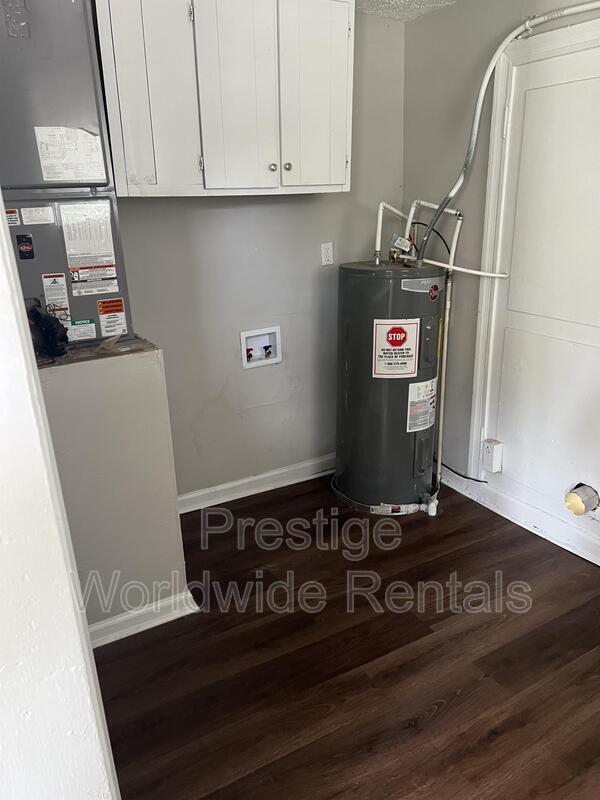 Foto del edificio - 483 Harold St