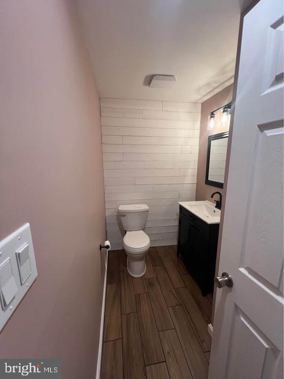 Building Photo - 214 Erford Rd