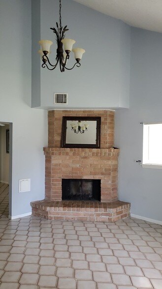 Foto del edificio - 942 Grand Jct Dr