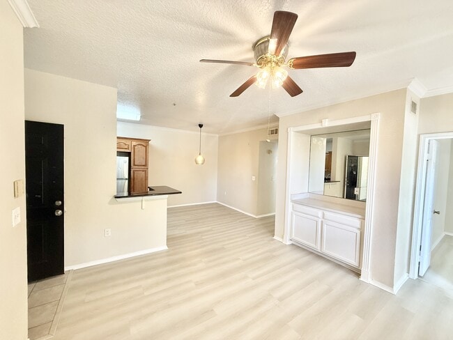 Building Photo - 2528 Robert Trent Jones Dr