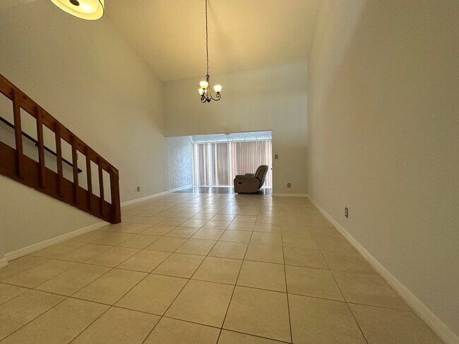 Foto del edificio - 26610 Southern Pines Dr