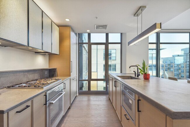 Foto del edificio - 1425 Hudson St